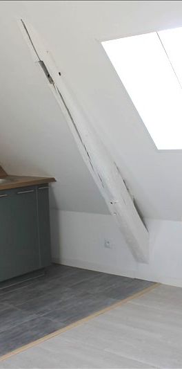 1 pièce - 15,45 m² - 2ème étage - Colocation non autorisée - Photo 1