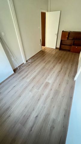 Διαμέρισμα για ενοικίαση Πλατεία Ναυαρίνου (Κέντρο Θεσσαλονίκης) - Photo 3