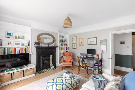 2 Bed Flat, Arundel Terrace, SW13 - Photo 2