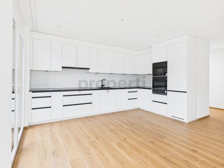 Traumhafte 4.5-Zimmer-Attikawohnung in Huttwil Starten Sie mit 1 Monat Mietfreiheit - Photo 2