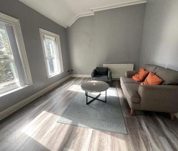 Apt 5, 29 Wellington Park, Belfast, BT9 6DL - Photo 1