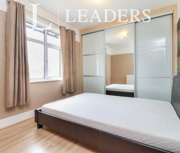 3 bedroom house to rent - Photo 3