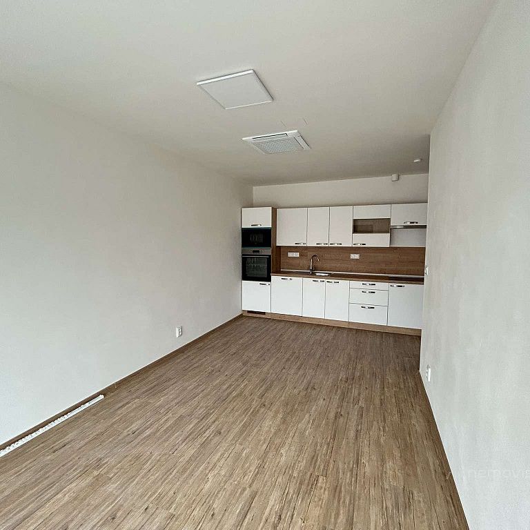 Pronájem bytu 2+kk 50 m² - Photo 1