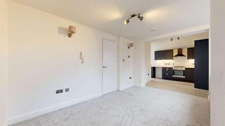 Freshford House, Grange Road, Weymouth, DT4 - Photo 2