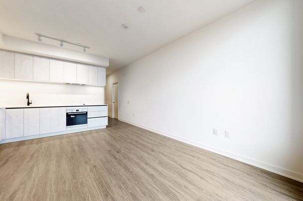 For Lease - 2495 Eglinton Avenue Unit# 2702, Mississauga, Ontario - Photo 1