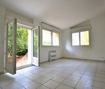 F2 09 rue imperatrice - Photo 3