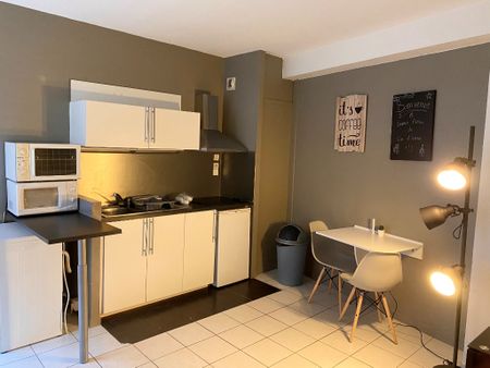 Location Appartement 2 pièces 28m² - Photo 5