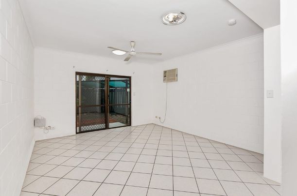 CHARMING TWO BEDROOM TOWNHOUSE ON CITY FRINGE - Photo 1