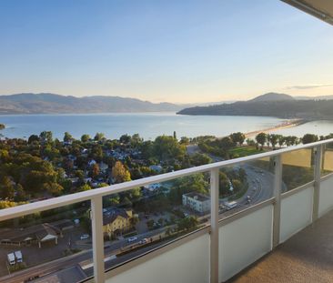 Luxury 2-Bed Corner Suite with Unmatched Lake & City Views – The Eli - Photo 1