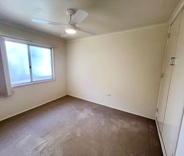 BEACH SIDE UNIT WALKING DISTANCE TO EIMEO PUB! - Photo 3