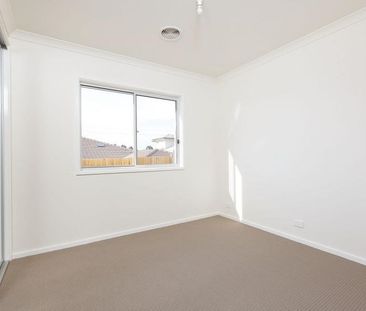 37 Langtree Crescent, Crace ACT 2911 - House For Rent | Domain - Photo 3
