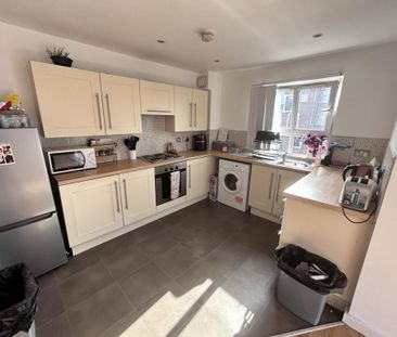 2 bedroom apartment to rent - Photo 6