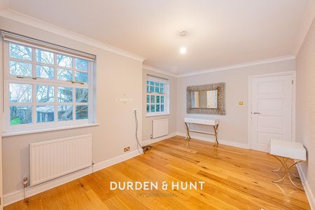 Gainsborough Place, Chigwell - Photo 4