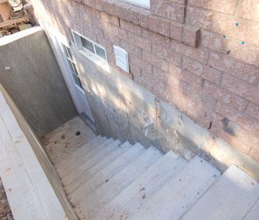 For Lease - 50 Rowland Street, Brampton, Ontario - Photo 2