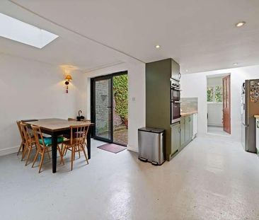 Fortnam Road, London, N19 - Photo 2