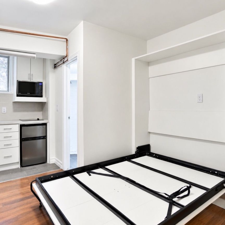 For Lease - 915 St Clair Avenue Unit# 19, Toronto, Ontario - Photo 2