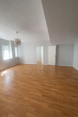 Sallerupsvägen 9, Värnhem - Photo 1