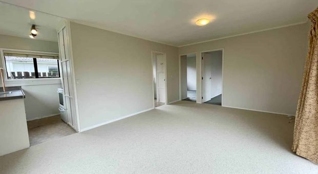 1 WEEK FREE RENT AVAILABLE! - Photo 1