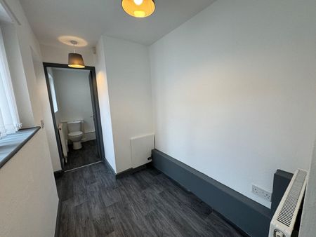 2 Bed Terraced House, Bala Street, L4 - Photo 5