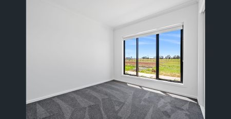 BRAND NEW LOW MAINTENANCE TOWNHOUSE - Photo 4