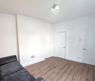 1 bedroom terraced house to rent - Photo 5