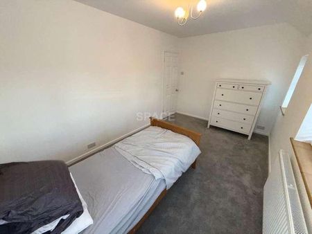 Radstock Lane, Reading, RG6 - Photo 4