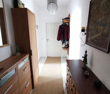 Helle 3-Raum Wohnung mit EBK und Balkon - Photo 1