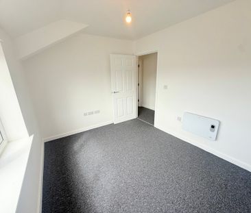 Sherborne Road, Yeovil, Somerset - Photo 1