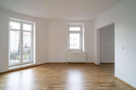 ✨Neu! Stilvoll und bezugsbereit: 2 Zimmer, Wannenbad und Balkon - Photo 2