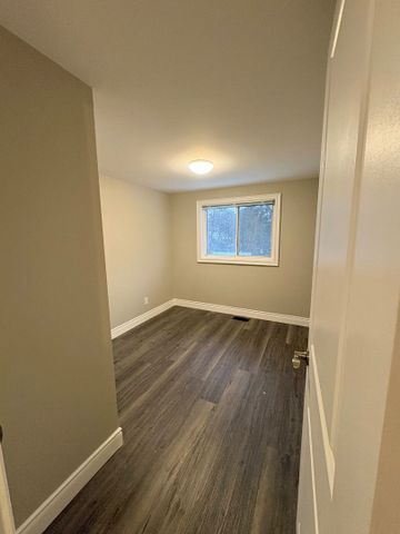 For Lease - 120 Birch Street Unit# Unit D, Collingwood, Ontario - Photo 2