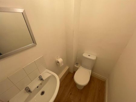 Headingley Mount, Headingley, Leeds LS6 3EW - Photo 5