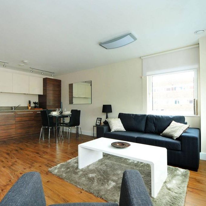 2 bedroom flat to rent - Photo 1