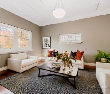 4 Bed, 2 Bath - Photo 5