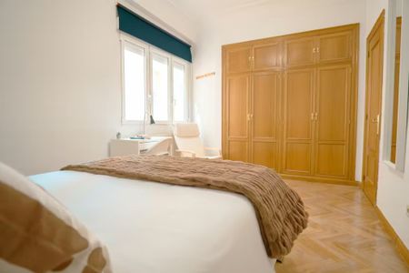 Calle de Joaquín María López, Madrid, Community of Madrid 28015 - Photo 2