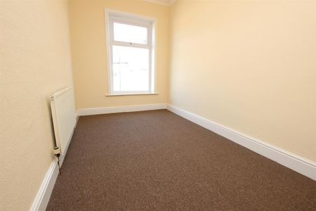 2 bedroom House To Let - Photo 3