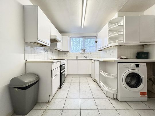 3 Bedroom House To Let - Photo 1