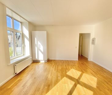 John F. Kennedys Plads 2A, 1. 3, 9000 Aalborg - Foto 2