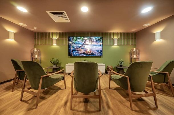 5 bedroom flat to rent - Photo 1