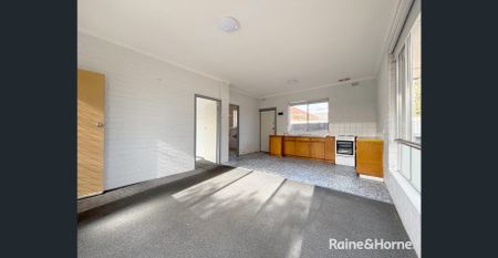 Neat One Bedroom Unit - Photo 3