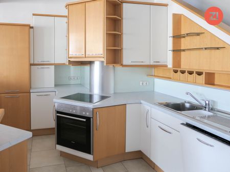 Großzügige Wohnung am Stadtplatz in Eferding mit Terrasse und Garage - Photo 5