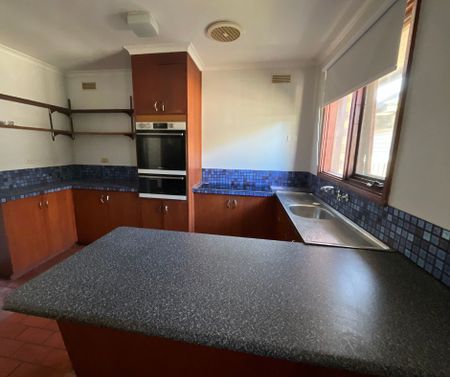 3/2 Davey Street Morwell - Photo 5