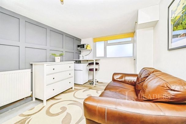 1 bedroom house to rent Russell Rise, Luton, Bedfordshire, LU1 - Photo 1