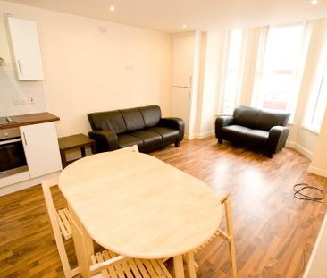 Flat 5, 24 Cromwell Road, Botanic, Belfast, BT7 1JW - Photo 5