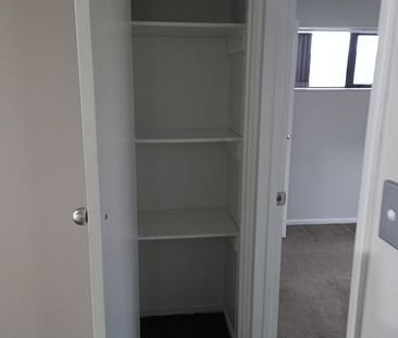 Rental house in Manukau - Photo 6