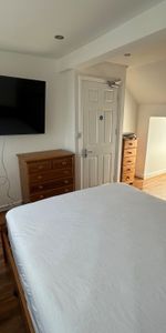 Church Rise, Chessington - Photo 3