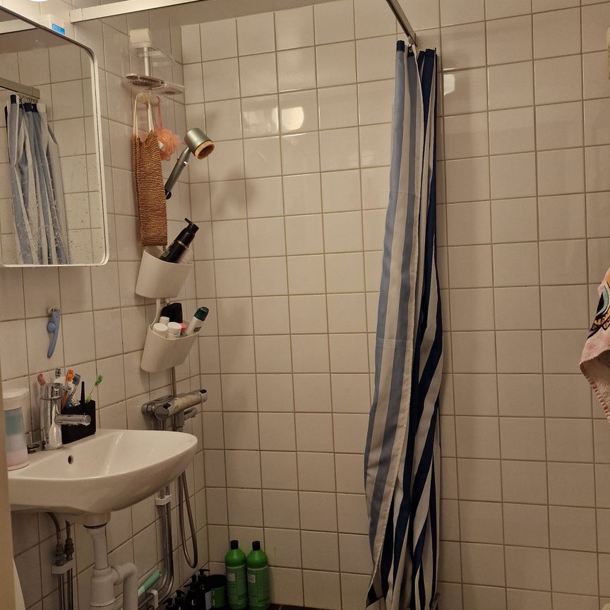 Valla torg, Årsa - Photo 1