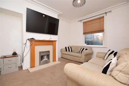 5, Oakwood Terrace, Pudsey, Leeds, LS28 8NY - Photo 3