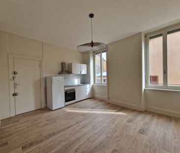 Location Appartement 3 pièces 45m² COUZON AU MONT D OR 69270 - Photo 3