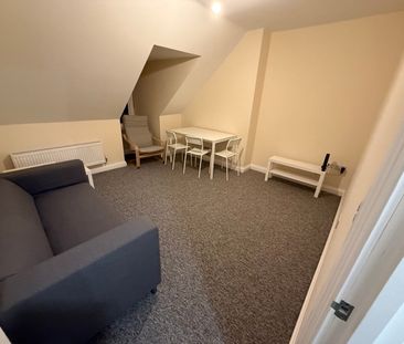 Room in a Shared House, Woodland Road, BS8 - Photo 1