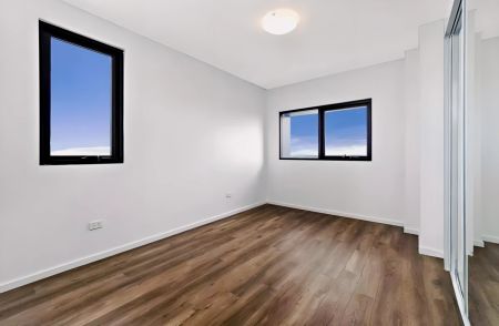 2 bed 2 bath-1705 - Photo 5